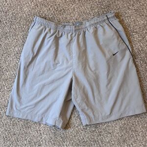 Nike Men's Gray Athletic Hybrid Shorts